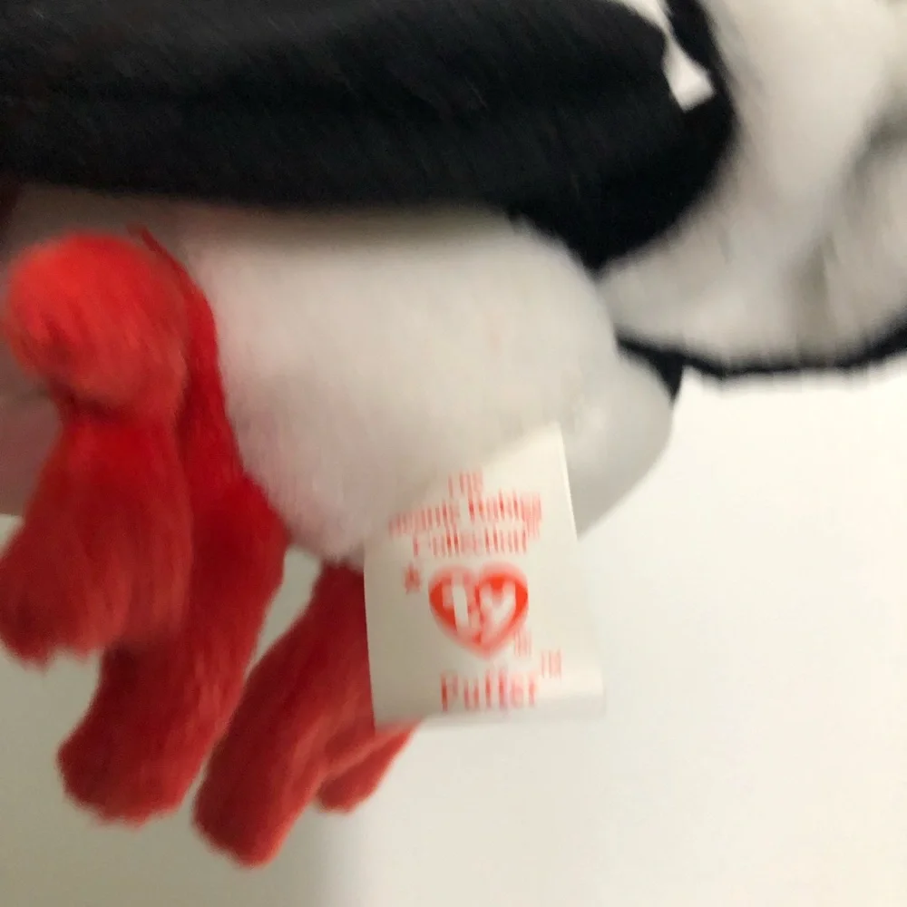 Ty beanie baby collection‎ Plush Puffin with orange and Black Features